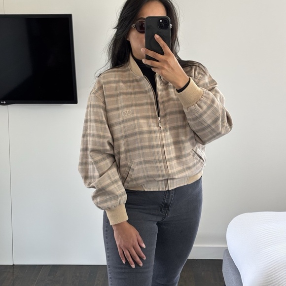 Valentino Jacket Bomber Beige Plaid Wool *VINTAGE* Logo V 100% Authentic - Picture 3 of 15